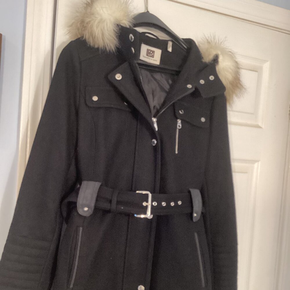 Laundry by Design Size M Ladies Black Wool Winter Coat with Faux Fur Trimed Hood - Picture 2 of 12